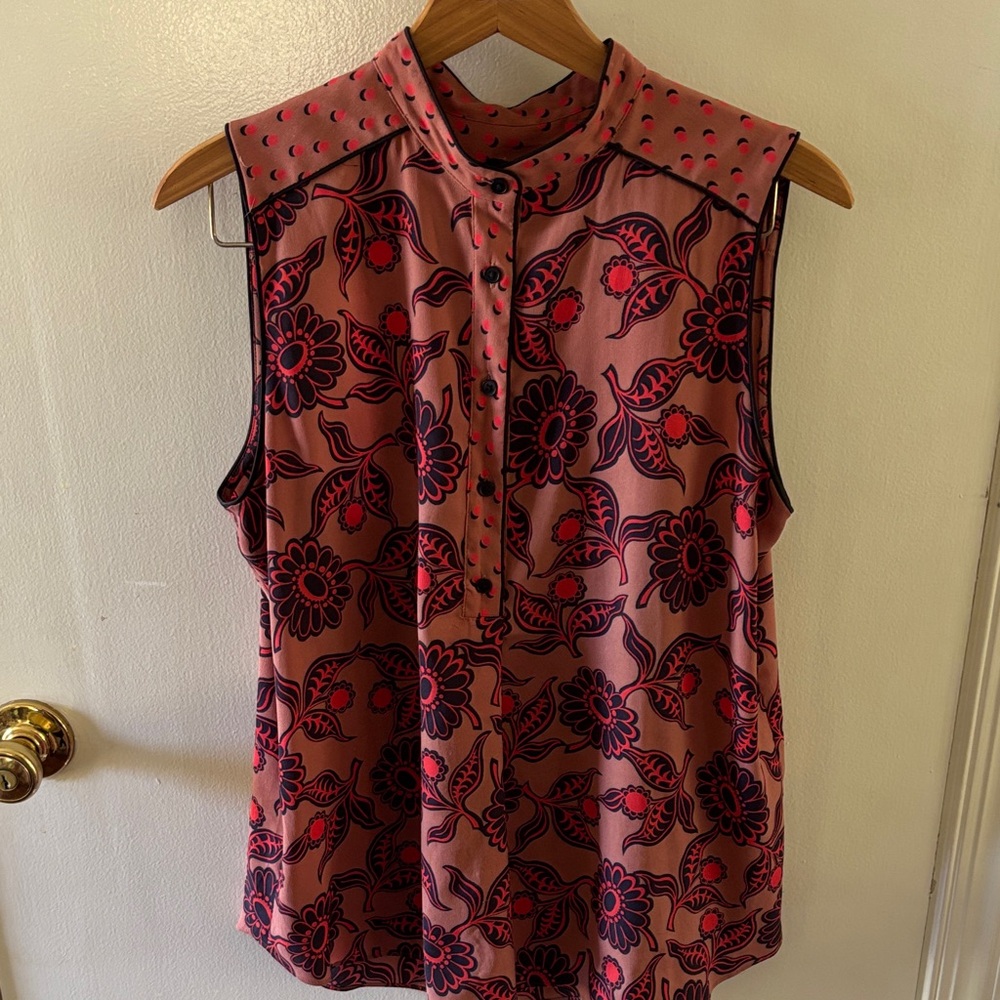 Ann Taylor Burnt Orange Floral Button-up V-Neck Blouse, size Medium